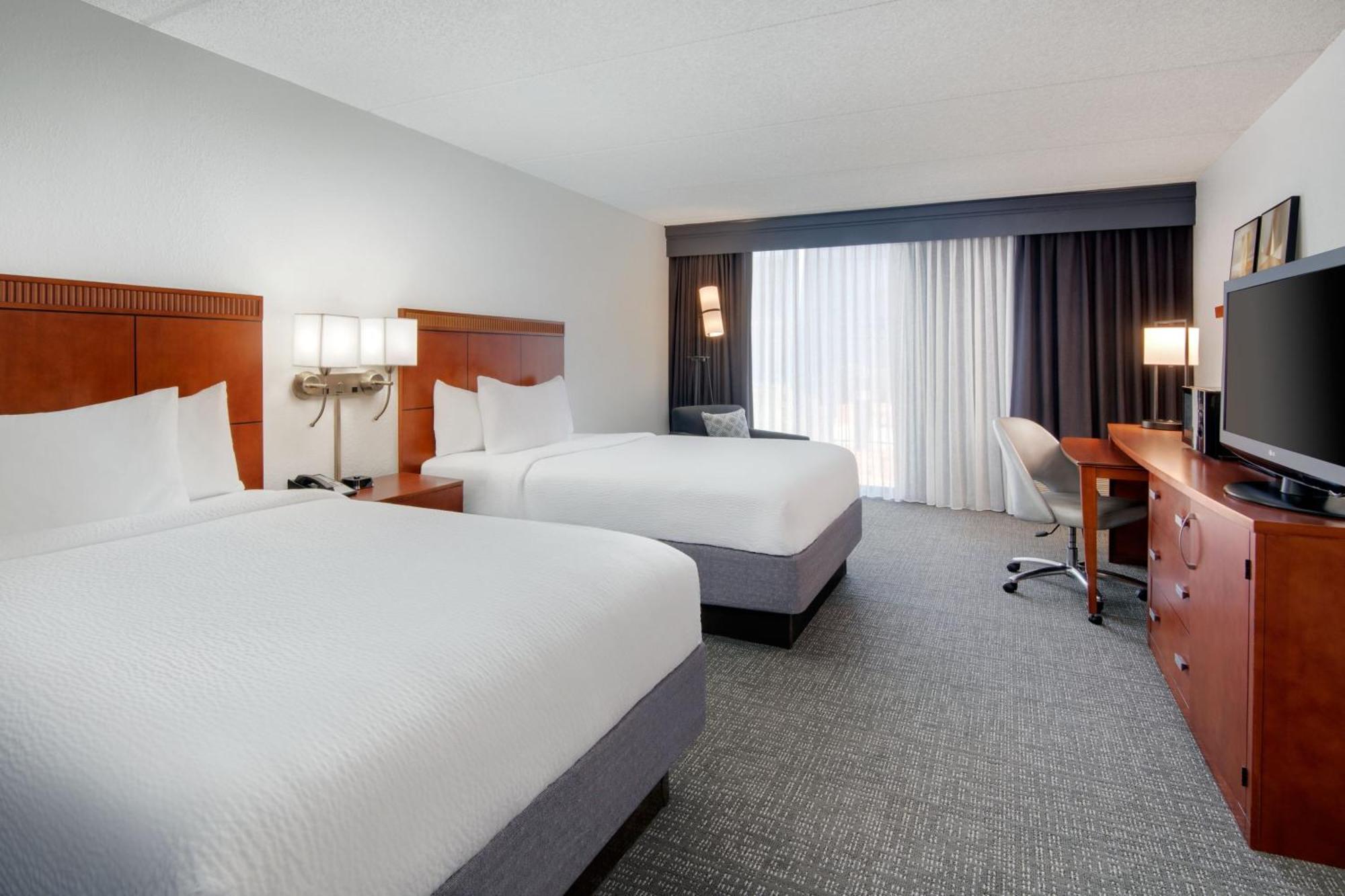 Courtyard By Marriott Augusta Hotell Exteriör bild