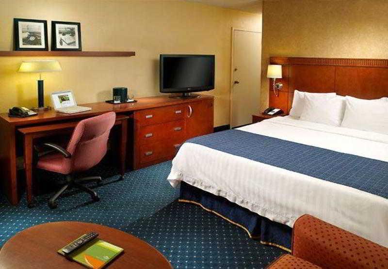 Courtyard By Marriott Augusta Hotell Rum bild