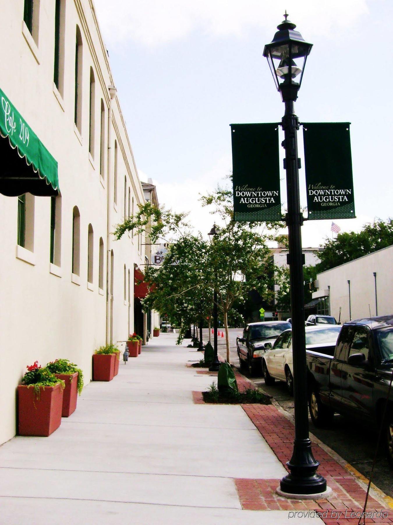 Courtyard By Marriott Augusta Hotell Exteriör bild
